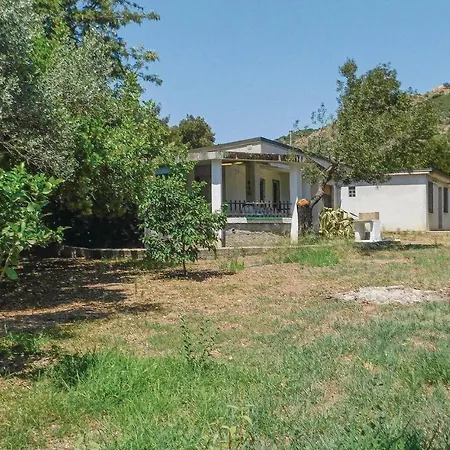 Awesome In W/ 4 Bedrooms كارديدو